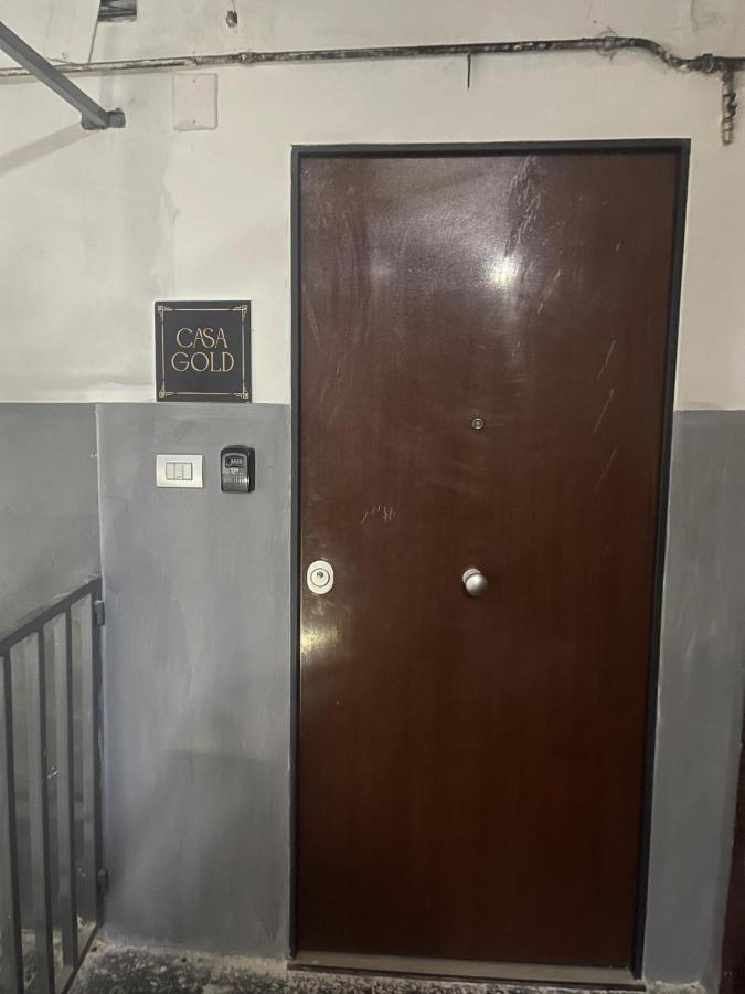 Casa Gold Apartment Наполи Екстериор снимка