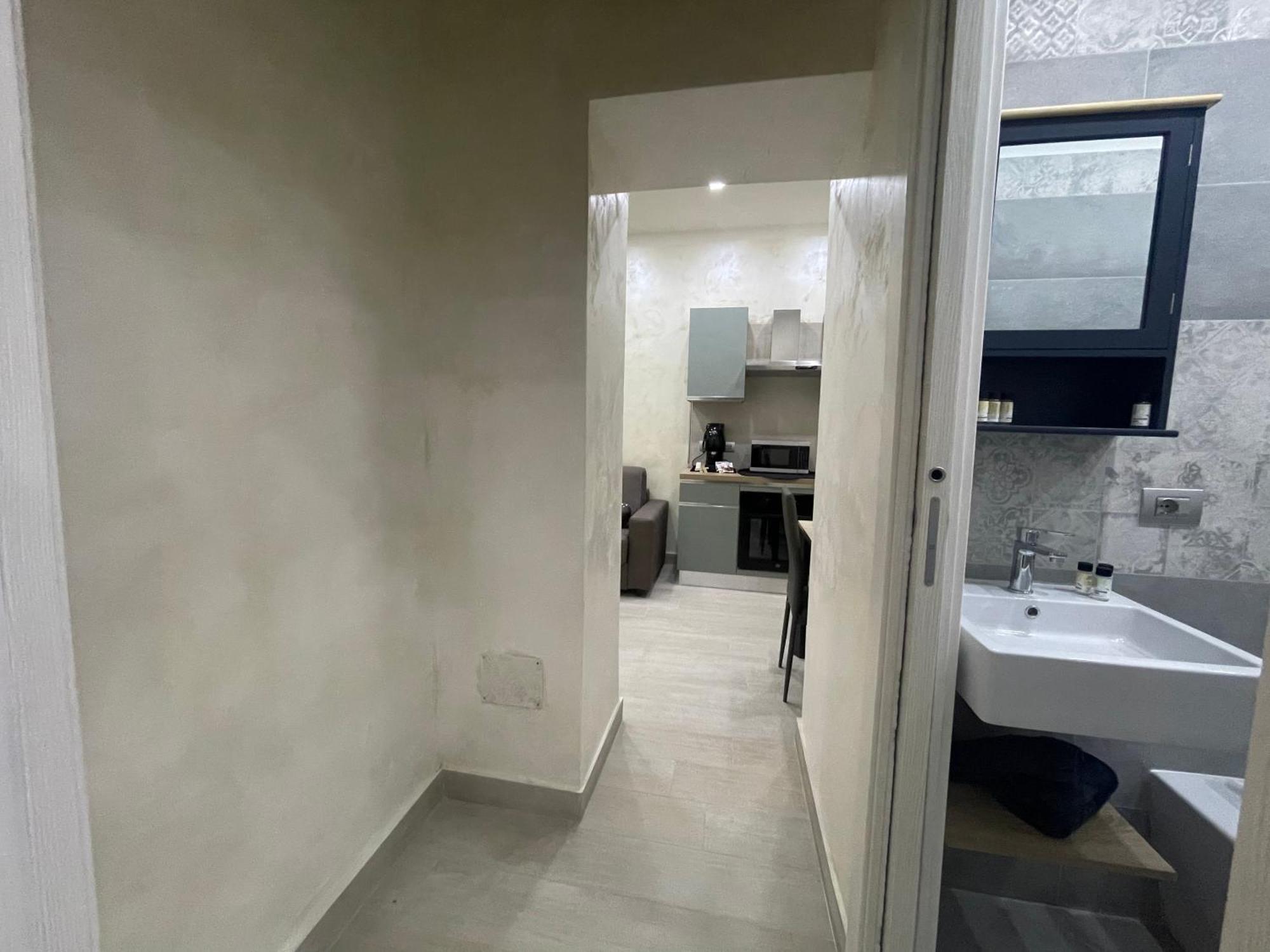 Casa Gold Apartment Наполи Екстериор снимка